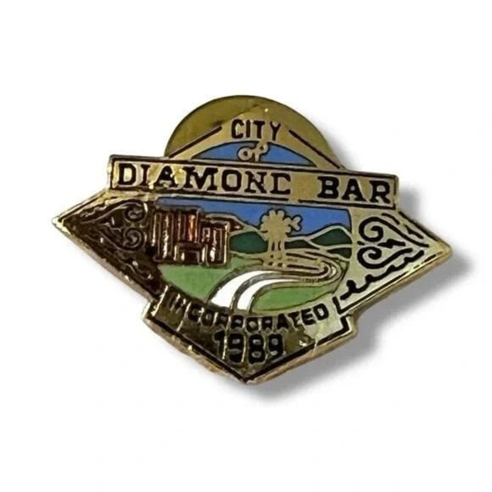 City of Diamond Bar California Incorporated 1989 Vintage Lapel Vest Hat Pin A18